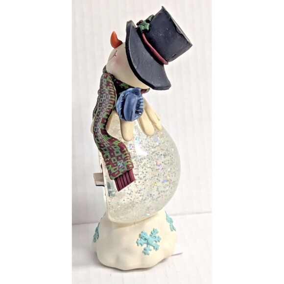 Snowman Water Globe Lighted Figurine Scarf Mittens Hat Snow Christmas Holiday - Picture 6 of 7